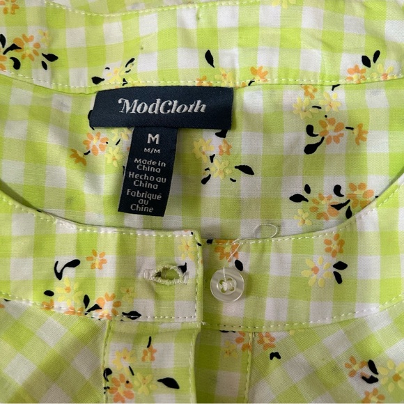 ModCloth medium spring fun gingham blouse - Picture 7 of 8